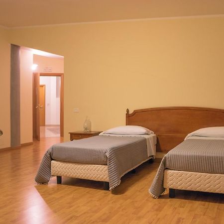 Ruggiero Park Hotel Валло-делла-Лукания Экстерьер фото
