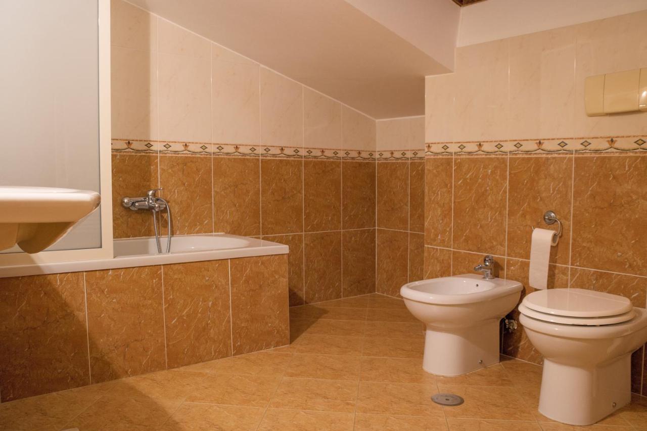 Ruggiero Park Hotel Валло-делла-Лукания Экстерьер фото