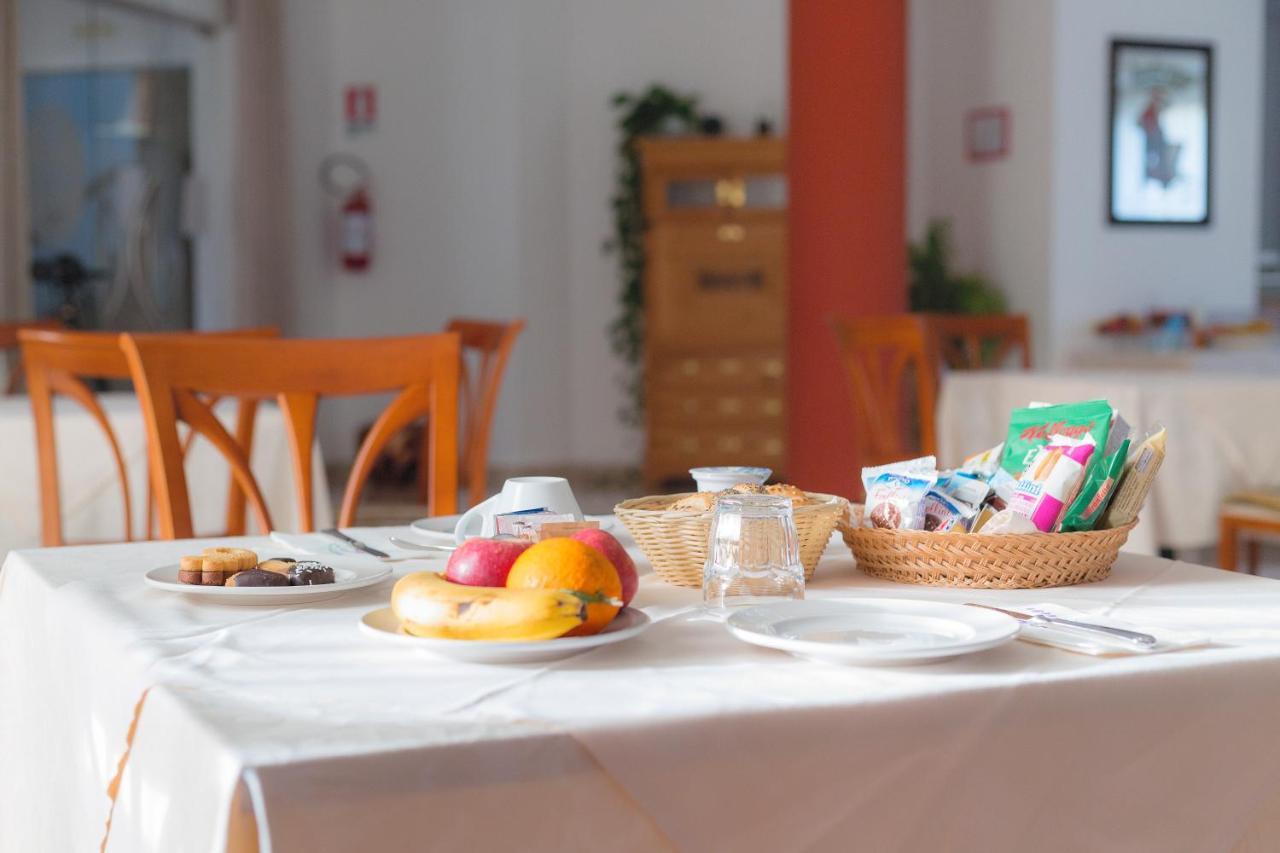 Ruggiero Park Hotel Валло-делла-Лукания Экстерьер фото